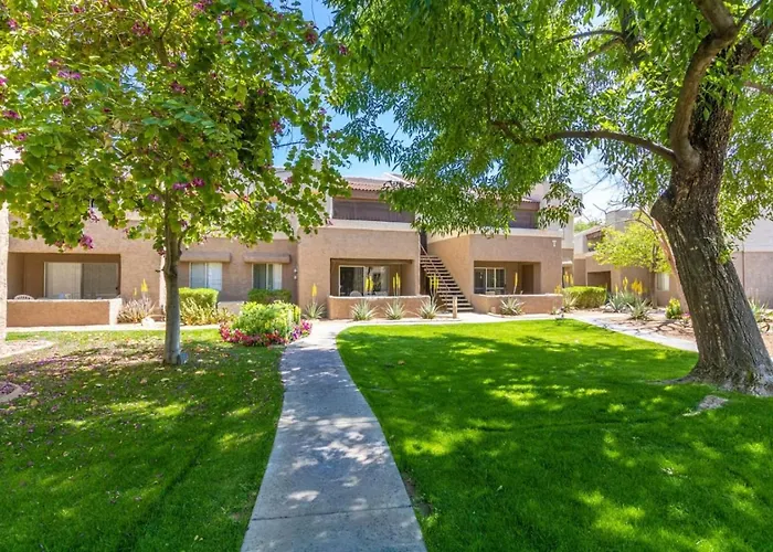 Stylish 2br With Gym, Pool And Hot Tub Access Apartament *