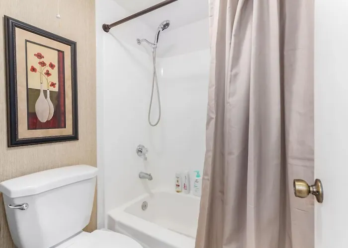 Apartament Stylish 2br With Gym, Pool And Hot Tub Access *
